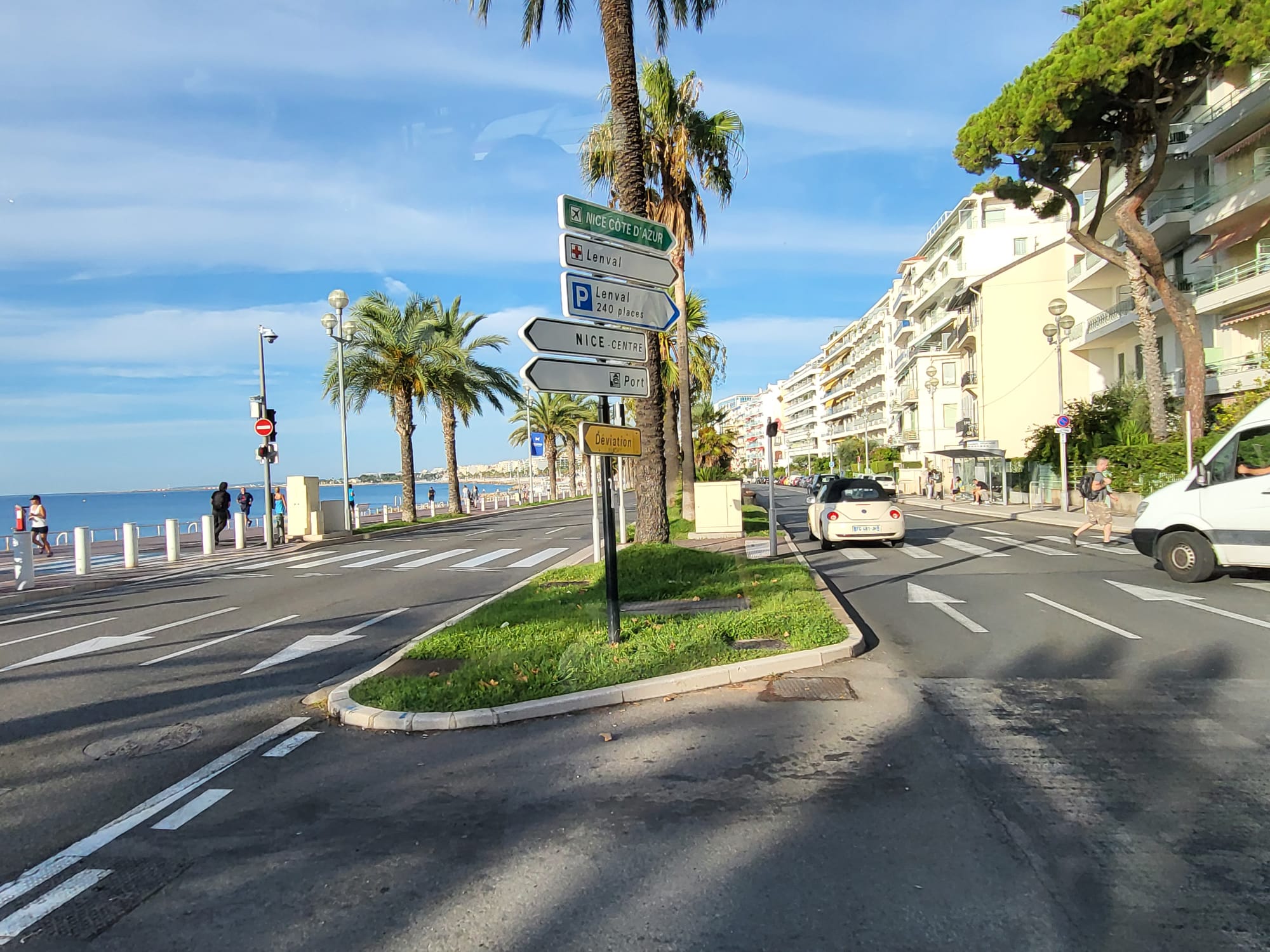 Panneau Nice Côte d'Azur - transport autocar groupe